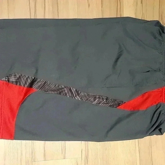 Reebok Shorts Size Small/CH - Picture 4 of 6